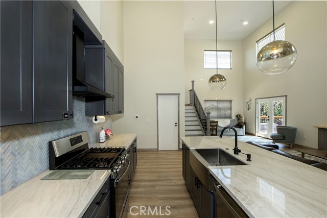 1215 Valley View Drive, Big Bear City CA: https://media.crmls.org/medias/dc5df184-2016-4176-87ee-72b5d7d5e13b.jpg