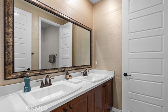 Detail Gallery Image 49 of 71 For 22385 Copper Mountain Ct, Saugus,  CA 91350 - 5 Beds | 5 Baths