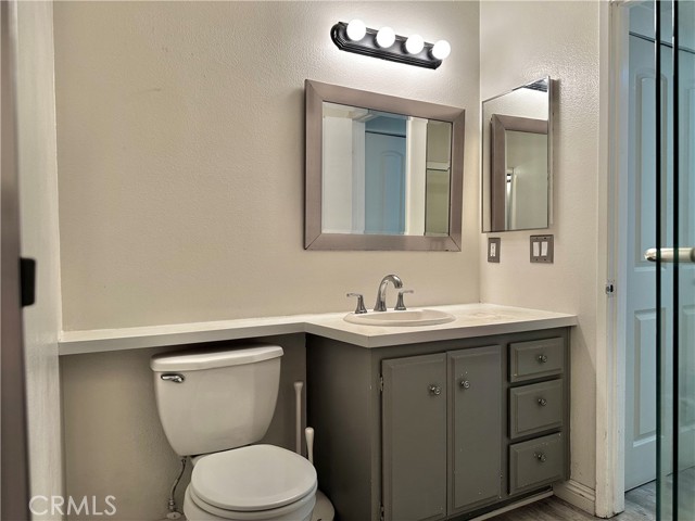 Detail Gallery Image 33 of 72 For 10520 Lakeside Dr #L,  Garden Grove,  CA 92840 - 1 Beds | 1 Baths