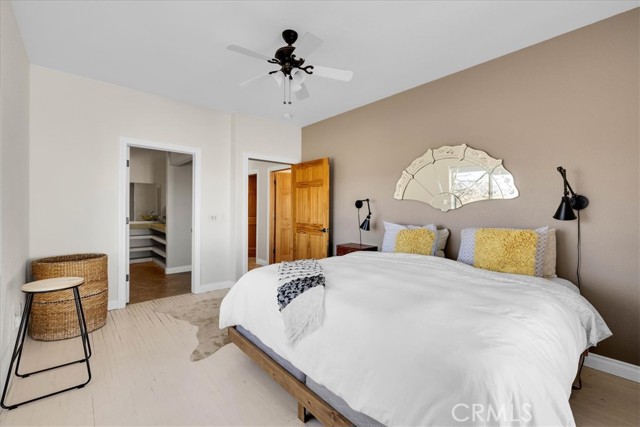 7423 Juniper Road, Joshua Tree CA: https://media.crmls.org/medias/dc5edd76-6605-4f2e-a38e-5852f19801ab.jpg