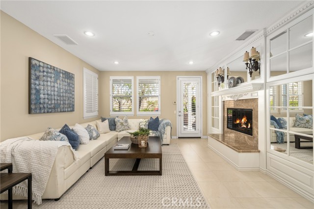 Detail Gallery Image 7 of 63 For 7821 E Portico, Orange,  CA 92867 - 4 Beds | 3/1 Baths