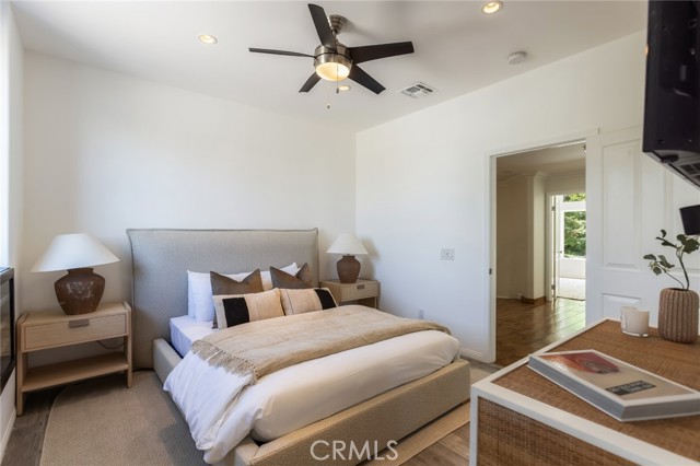 Detail Gallery Image 24 of 55 For 5985 Vista De La Luz, Woodland Hills,  CA 91367 - 4 Beds | 3/1 Baths