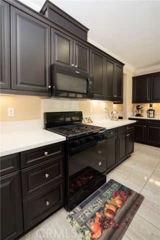 Detail Gallery Image 19 of 64 For 21047 Iron Rail, Riverside,  CA 92507 - 5 Beds | 2/1 Baths