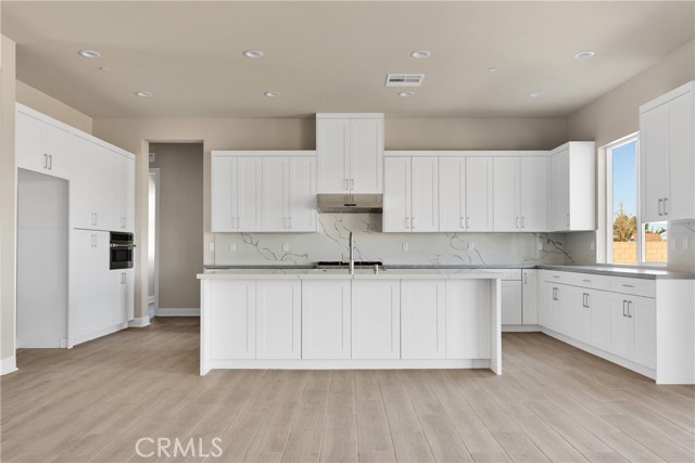 12980 Davona Dale Road, Apple Valley CA: https://media.crmls.org/medias/dc625453-66d7-4652-84fc-099587a571d2.jpg