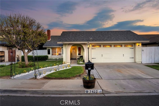 Detail Gallery Image 1 of 23 For 7422 Candle Light Dr, Jurupa Valley,  CA 92509 - 4 Beds | 2 Baths