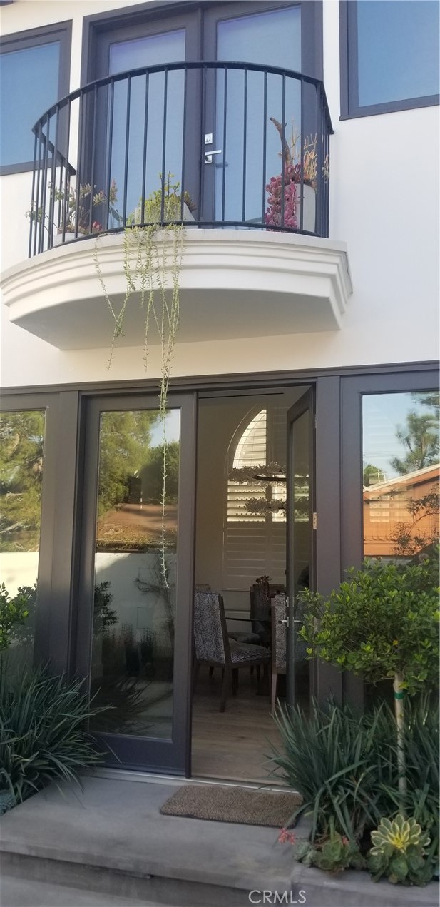 747 33rd Street, Manhattan Beach, California 90266, 5 Bedrooms Bedrooms, ,4 BathroomsBathrooms,Residential,Sold,33rd,SB22018510