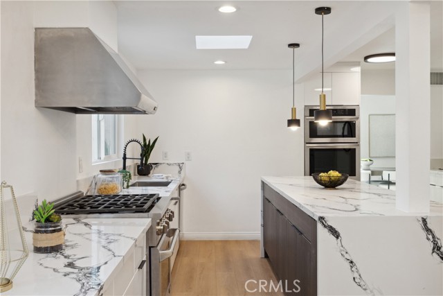 1290 E Woodbury Road, Pasadena CA: https://media.crmls.org/medias/dc64110d-d8e6-42be-ac18-6083333f05c4.jpg