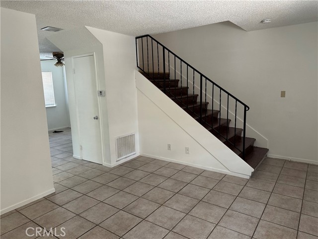 Detail Gallery Image 15 of 17 For 14299 La Paz Dr U39a,  Victorville,  CA 92395 - 2 Beds | 2 Baths