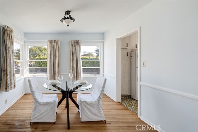 Detail Gallery Image 9 of 39 For 7975 Chase Ave, Los Angeles,  CA 90045 - 3 Beds | 2 Baths