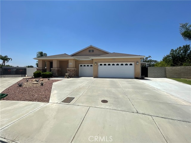24967 Volga Street, Hemet CA: https://media.crmls.org/medias/dc64831f-8f4b-49e1-8eb7-23f8c034c4dd.jpg