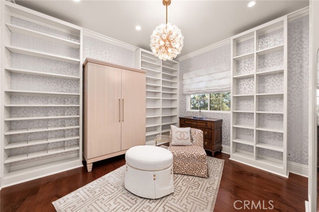 6197 Greenwood Place, Rancho Cucamonga CA: https://media.crmls.org/medias/dc648a39-aa43-416d-9839-cfb89767fd39.jpg