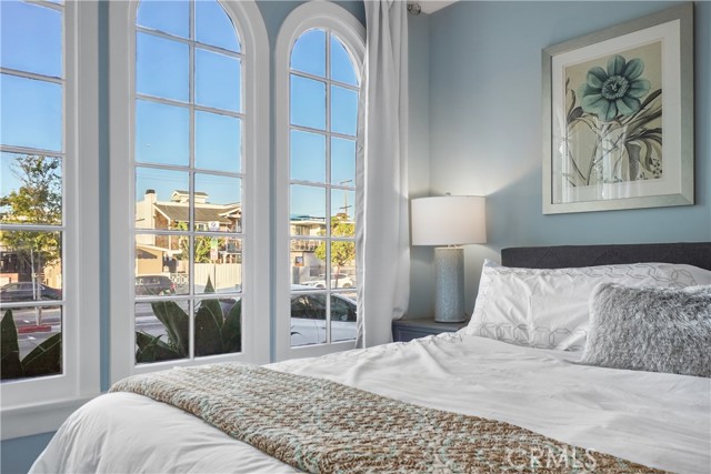 Detail Gallery Image 13 of 44 For 1113 W Balboa Bld, Newport Beach,  CA 92661 - 3 Beds | 2 Baths