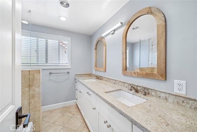 Detail Gallery Image 21 of 32 For 25101 Northrup Dr, Laguna Hills,  CA 92653 - 5 Beds | 3 Baths