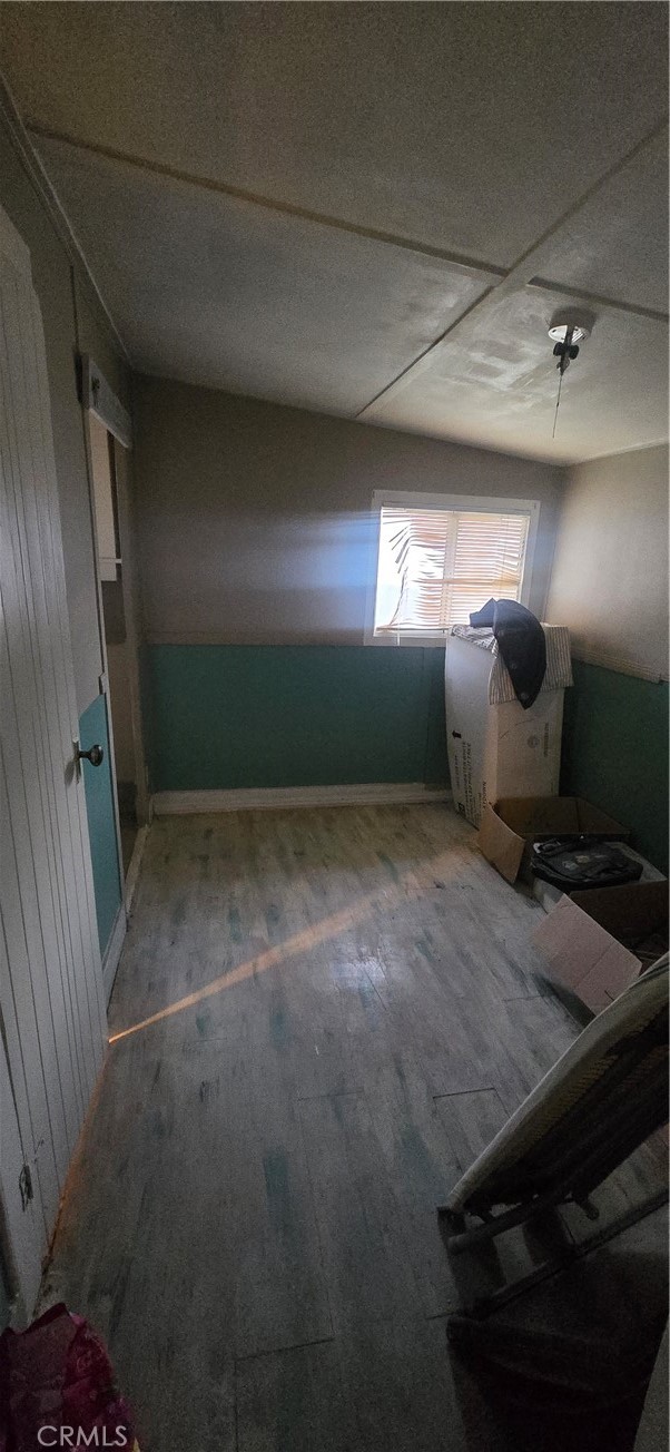 Detail Gallery Image 7 of 9 For 44627 Beech, Lancaster,  CA 93534 - 3 Beds | 1 Baths