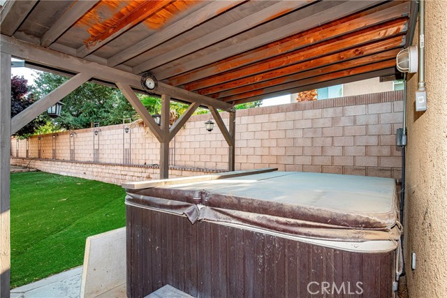 Detail Gallery Image 34 of 53 For 43635 Castle Cir, Lancaster,  CA 93535 - 5 Beds | 3 Baths