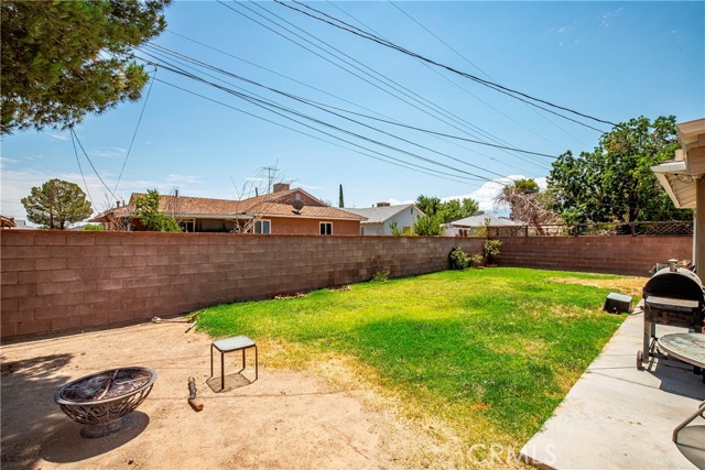 45532 Elm Avenue, Lancaster CA: https://media.crmls.org/medias/dc676ae9-f310-46fe-b40f-56d51b6bb3d5.jpg