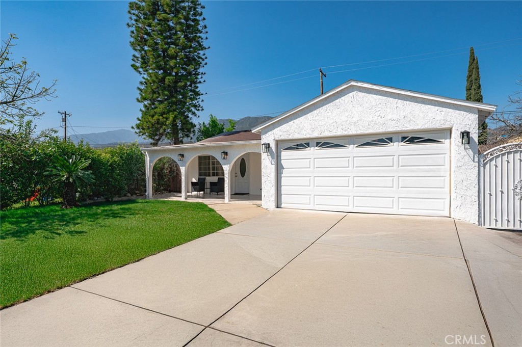 2613 Millbrae Avenue