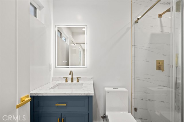 Detail Gallery Image 23 of 29 For 8313 Kittyhawk Ave, Los Angeles,  CA 90045 - – Beds | – Baths