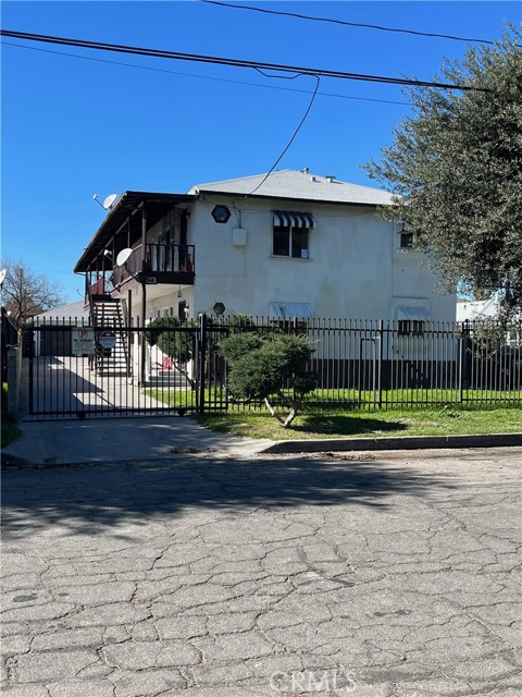MLS# SW23031379
