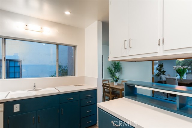 Detail Gallery Image 8 of 40 For 254 S Berkeley Ave, Pasadena,  CA 91107 - 4 Beds | 2 Baths