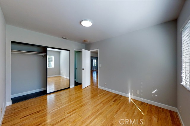 Detail Gallery Image 12 of 35 For 7648 Ostrom Ave, Lake Balboa,  CA 91406 - 4 Beds | 3 Baths