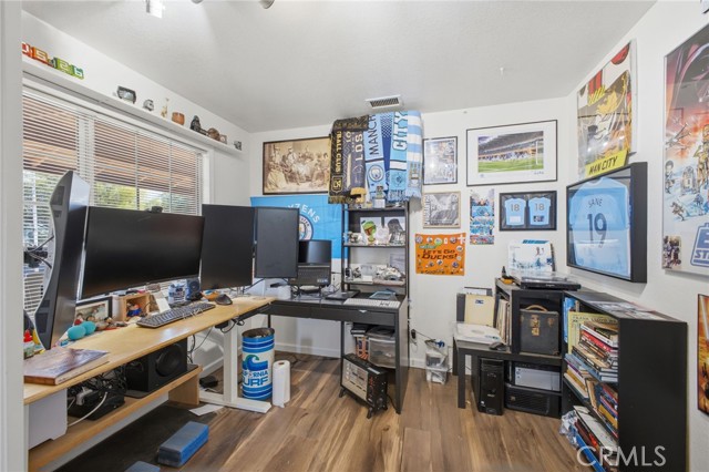 Detail Gallery Image 35 of 57 For 19992 Covell, Riverside,  CA 92508 - 3 Beds | 2/1 Baths