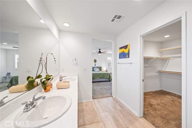 32808 Jaenichen Lane, Menifee CA: https://media.crmls.org/medias/dc6b1967-3f09-4c47-8499-93d85d1c4911.jpg