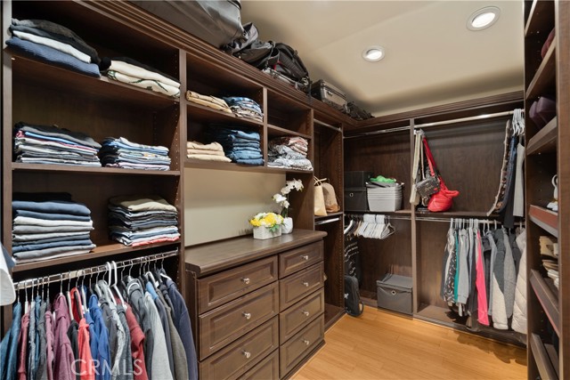 4630 Esparto Street, Woodland Hills CA: https://media.crmls.org/medias/dc6bdcfc-f150-4374-be67-f54b5373017a.jpg