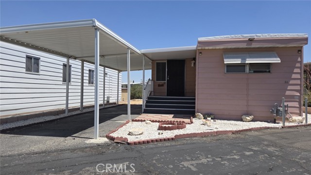 701 Montara, Barstow CA: https://media.crmls.org/medias/dc6ca000-14da-40bd-a242-3bf0779b02cf.jpg