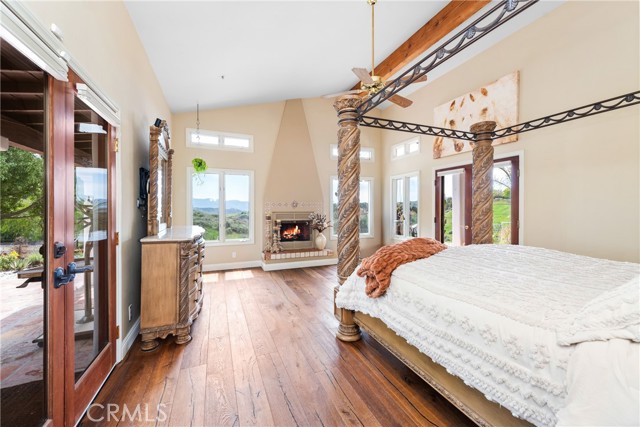 30505 Sloan Canyon Road, Castaic CA: https://media.crmls.org/medias/dc6ce75c-bca3-44b0-95c9-2f002942d76d.jpg