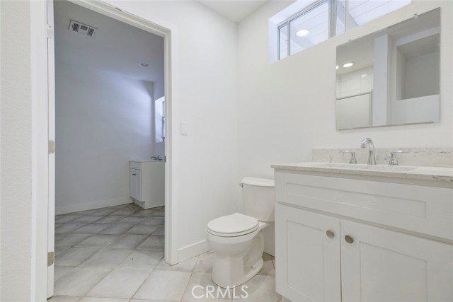 Detail Gallery Image 16 of 36 For 20264 Lassen St, Chatsworth,  CA 91311 - 3 Beds | 3 Baths