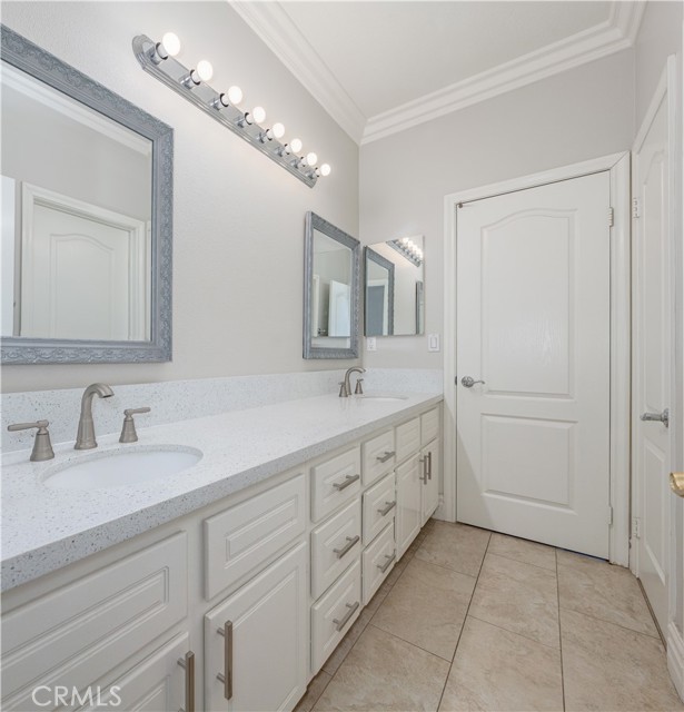 Detail Gallery Image 39 of 70 For 18571 Amalia, Huntington Beach,  CA 92648 - 5 Beds | 4/1 Baths