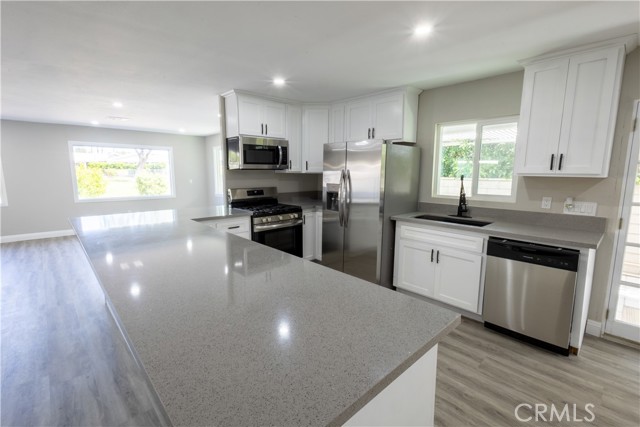 Detail Gallery Image 10 of 25 For 38356 Devils Canyon, Palm Desert,  CA 92260 - 2 Beds | 2 Baths