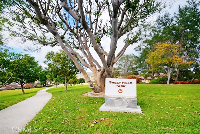 5 Carriage Hill Lane, Laguna Hills CA: https://media.crmls.org/medias/dc700bac-9717-4790-ba62-1bd372d2c632.jpg