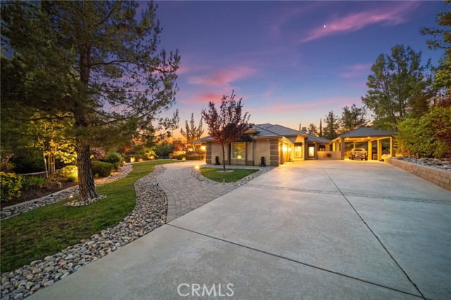 38565 Celine Cove, Murrieta CA: https://media.crmls.org/medias/dc708878-2d3f-41f8-afbc-69989fbac3fe.jpg