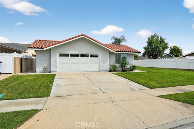Detail Gallery Image 2 of 34 For 16921 Durham Dr, Yorba Linda,  CA 92886 - 3 Beds | 2 Baths