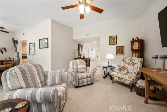 Image 6 of 50 For 675 Barberry Way