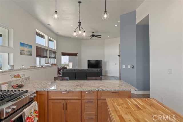 4620 Sandpiper Lane, Paradise CA: https://media.crmls.org/medias/dc71b30d-e1dd-4375-961b-8ddb34a27e37.jpg