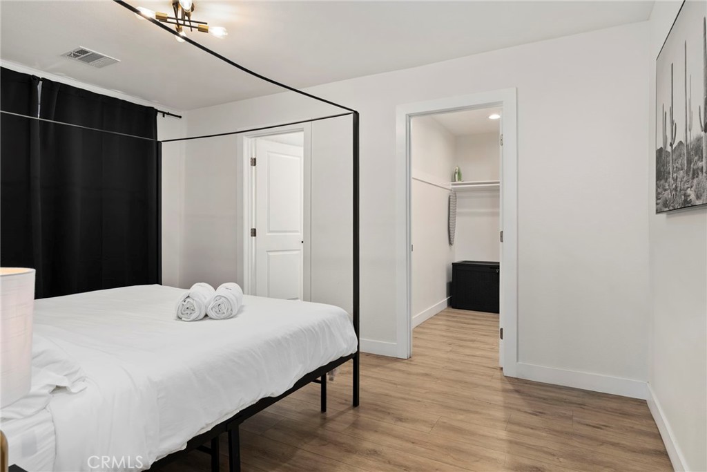 Dc72c2e5 B57f 4480 9b20 A56bd42df65e