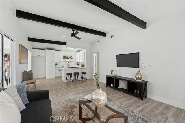 910 S Kenmore Street, Anaheim CA: https://media.crmls.org/medias/dc72e91e-78f6-4d98-a6f3-b6af843fcfde.jpg