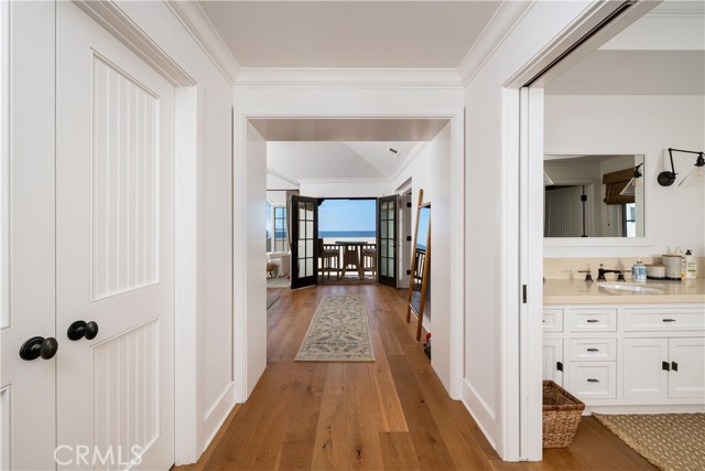 Detail Gallery Image 19 of 33 For 1228 W Oceanfront, Newport Beach,  CA 92661 - 3 Beds | 4 Baths