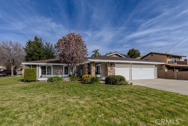 Detail Gallery Image 6 of 52 For 9588 Highland Ave, Rancho Cucamonga,  CA 91737 - 4 Beds | 2 Baths