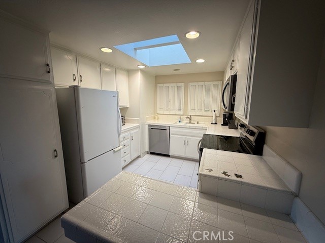 MLS #OC25195732 image #5