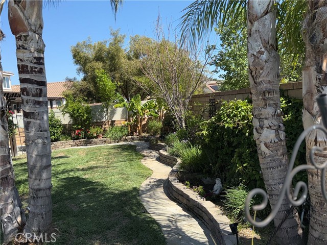 25279 Spur Branch Place, Menifee CA: https://media.crmls.org/medias/dc752a35-473e-46bf-9beb-feffa6eddc45.jpg