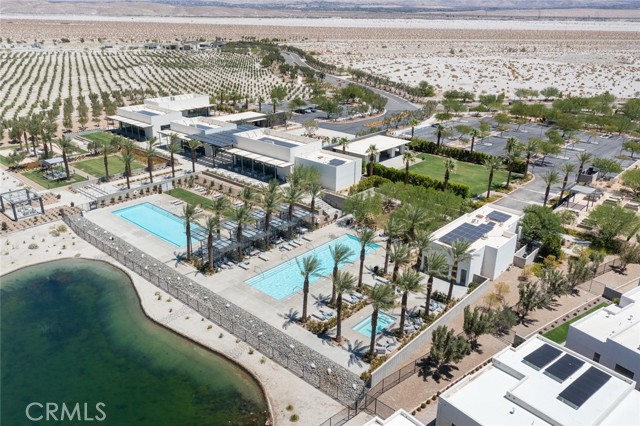 825 Fountain Drive, Palm Springs CA: https://media.crmls.org/medias/dc75ee2e-f06b-4df0-b78a-a696aba6731f.jpg