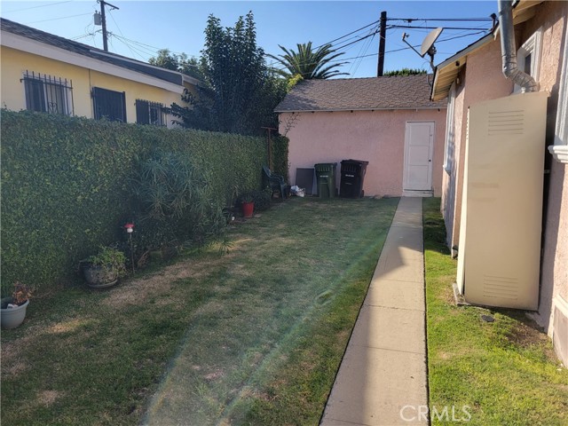 Detail Gallery Image 30 of 34 For 1220 E 121st, Los Angeles,  CA 90059 - 3 Beds | 1 Baths