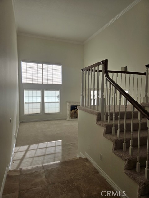 Detail Gallery Image 7 of 45 For 5704 Miguel Way, Long Beach,  CA 90814 - 5 Beds | 3 Baths