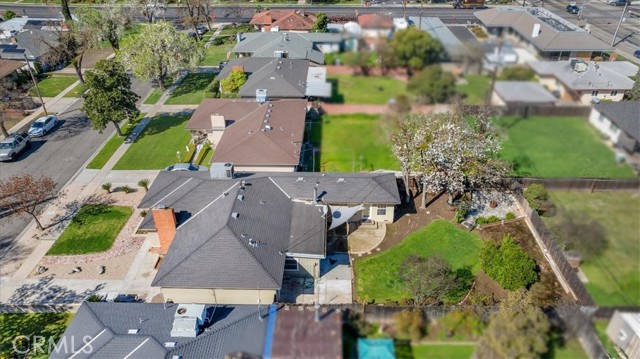 Detail Gallery Image 43 of 45 For 404 W Robinson Ave, Fresno,  CA 93705 - 3 Beds | 2 Baths