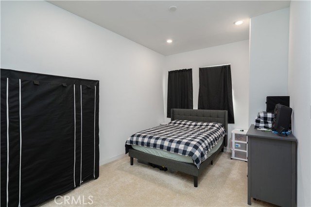 Image 8 of 17 For 26973 Prospector Road 203