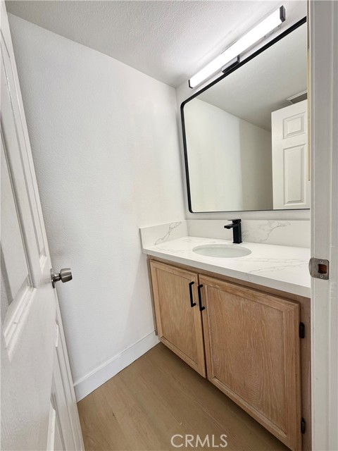 116 W Maple Street, 16 photo 15